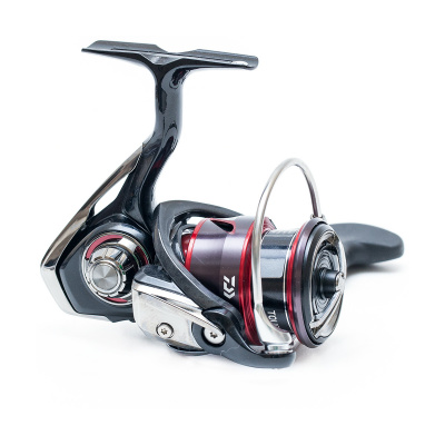 Катушка Daiwa Fuego 20 LT 2500-XH