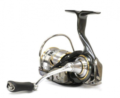 Катушка Daiwa Luvias 20 LT 2500